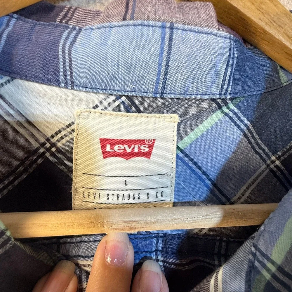 Levis Mens Blue Purple Plaid‎ Short Sleeve Button Down Shirt Size L T1400